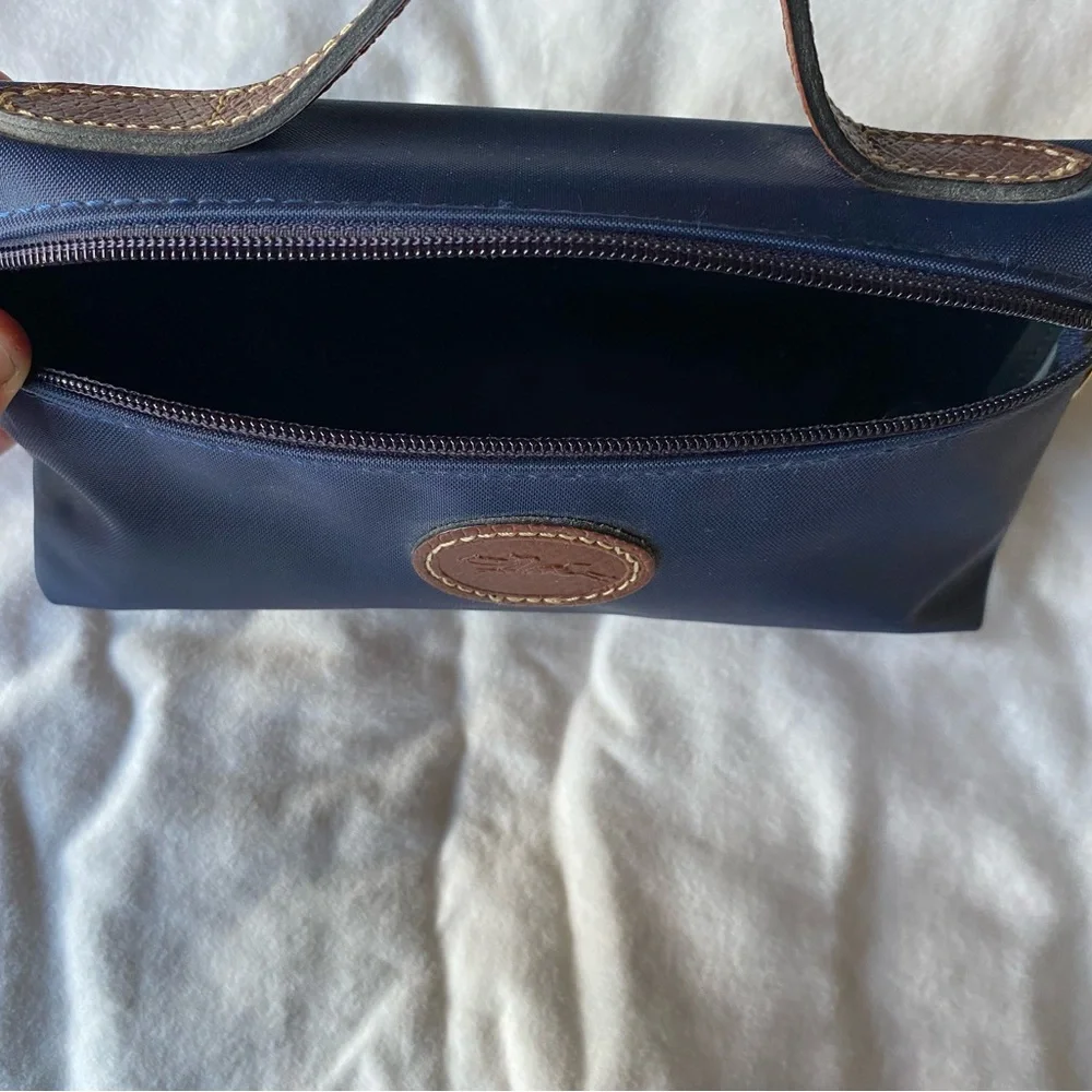 Longchamp Navy Blue Clutch with Brown Leather Trim - Picture 5 of 7